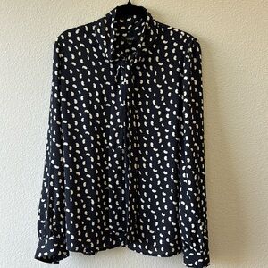 Premise Studio Blouse Size Large EUC